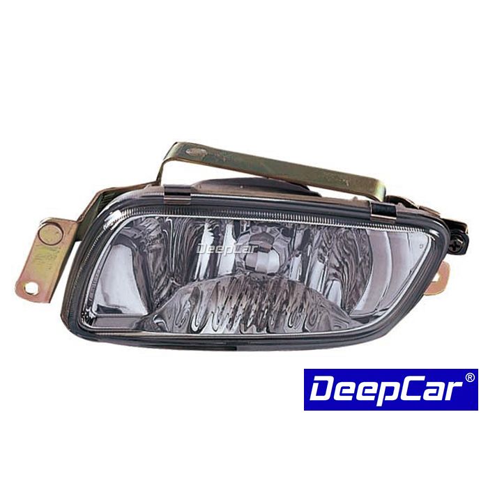 Farol de nevoeiro Mitsubishi Pajero 2000-on