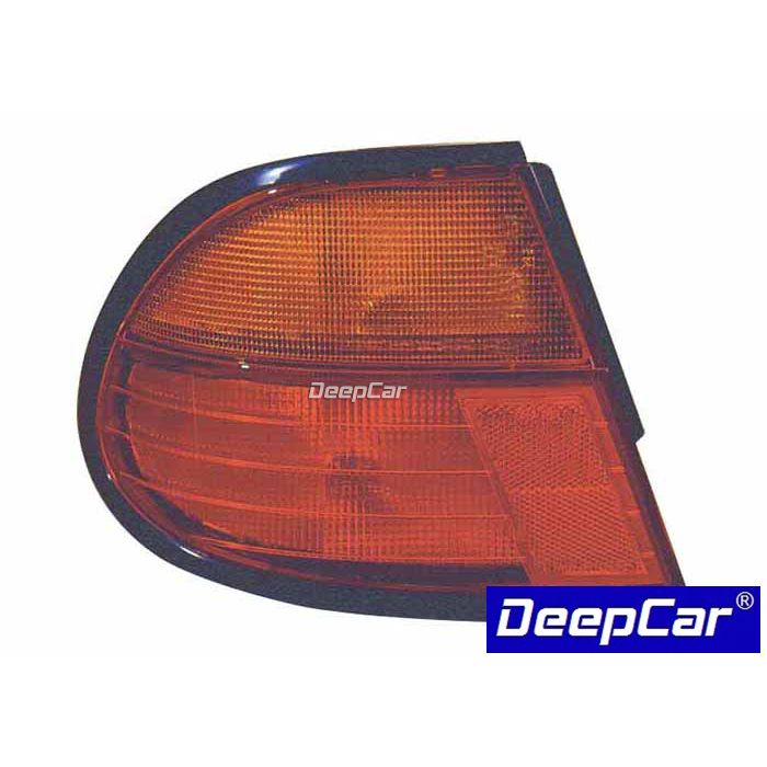 Farolim traseiro Nissan Almera