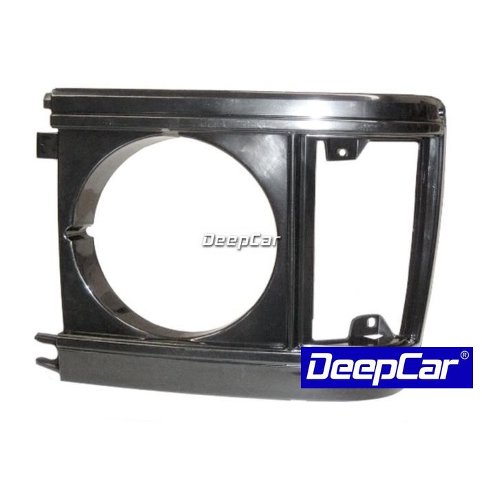 Aro do farol Toyota Hiace