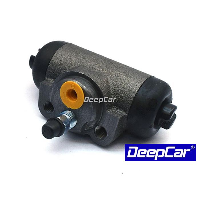 Bombito de roda Mitsubishi L400