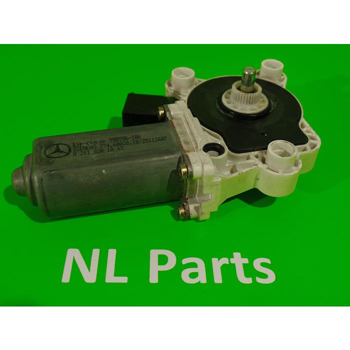 Motor do elevador do vidro Mercedes Classe C W203
